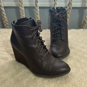 Diba Brown faux leather wedge ankle boots